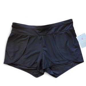 Athleta Prisma Miles 2 in 1 Short Black Size Large
